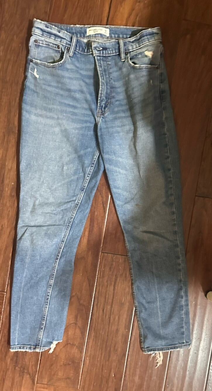 Abercrombie Straight Leg Jeans 28 The Skinny Hi Rise